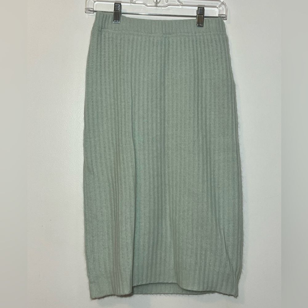 Liz Clairborne Mint Green Ribbed Knit Skirt